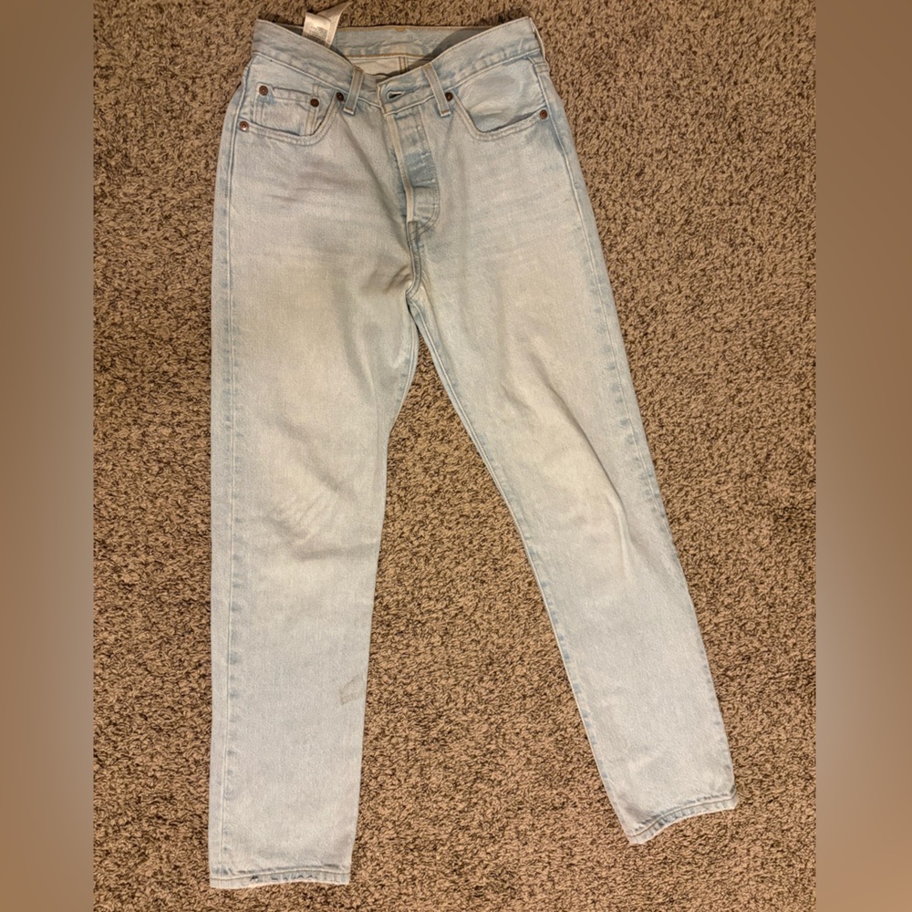 Light Wash Levi's 501s